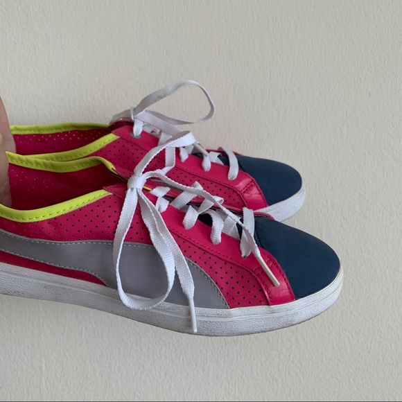 New colourful sneakers - Picture 3 of 6